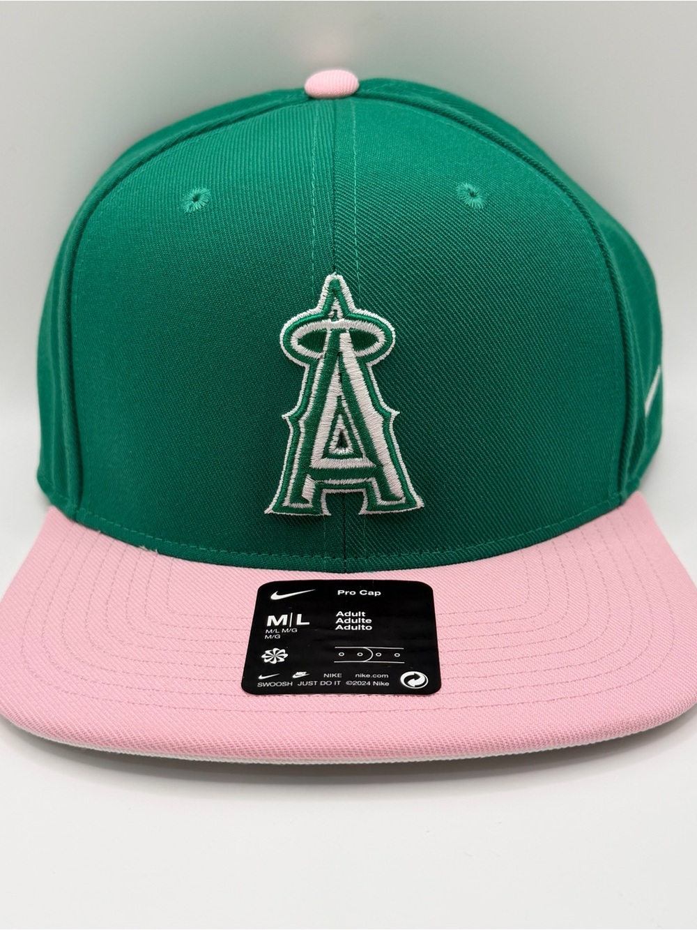 Los Angeles Angels Nike Malachite Pro Cap Adult M/L MLB Snapback Hat Green/Pink